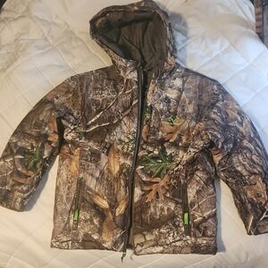 Realtree Camo  Jacket. Youth